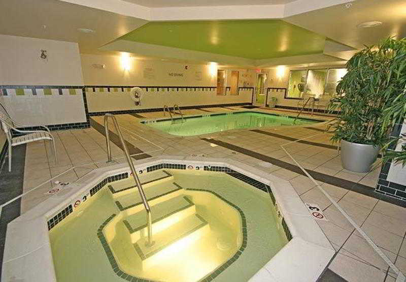Fairfield Inn And Suites By Marriott Эшборо Экстерьер фото