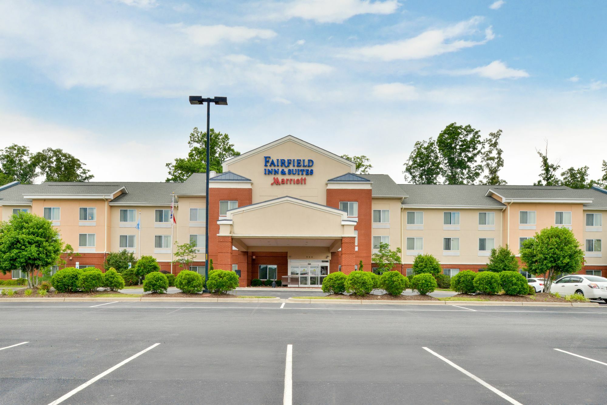 Fairfield Inn And Suites By Marriott Эшборо Экстерьер фото